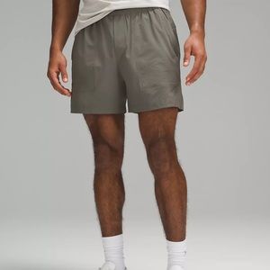Lululemon Bowline Shorts 5”